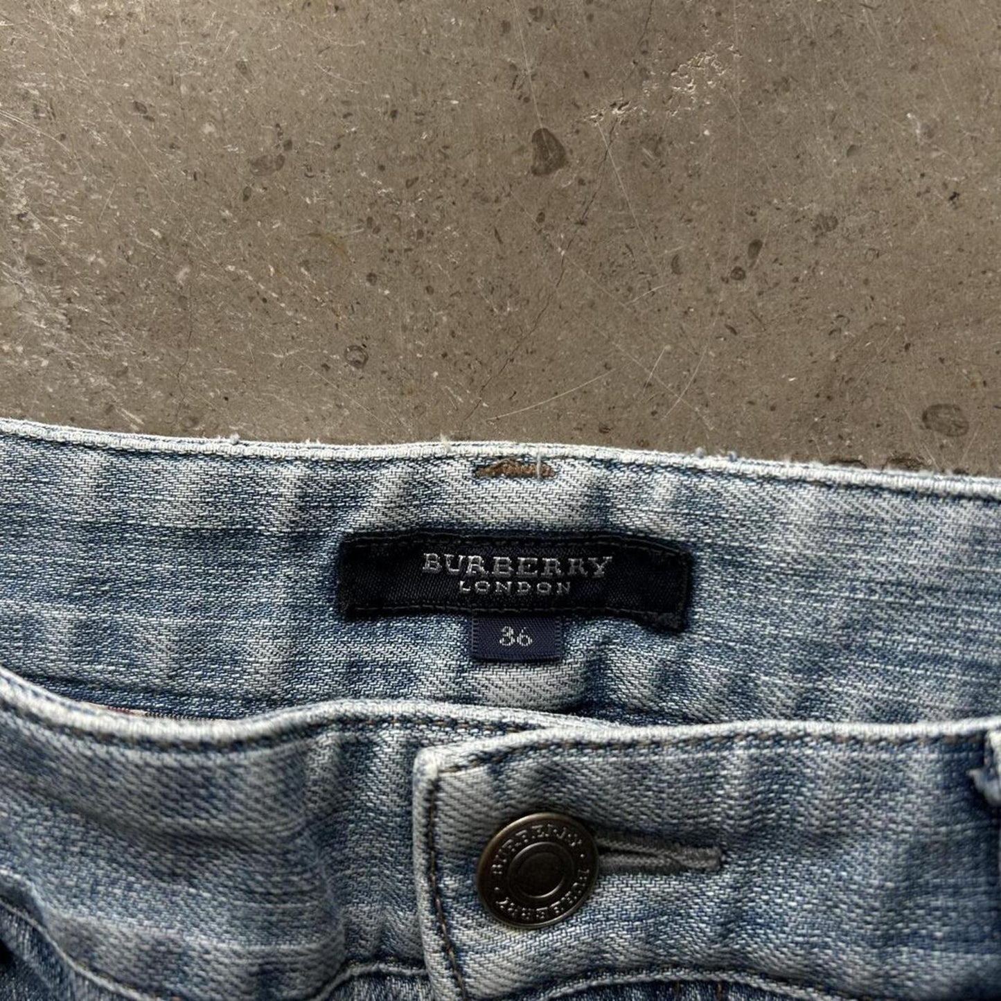 Vintage Burberry London Relaxed Bootcut / Flared Jeans W28 L27