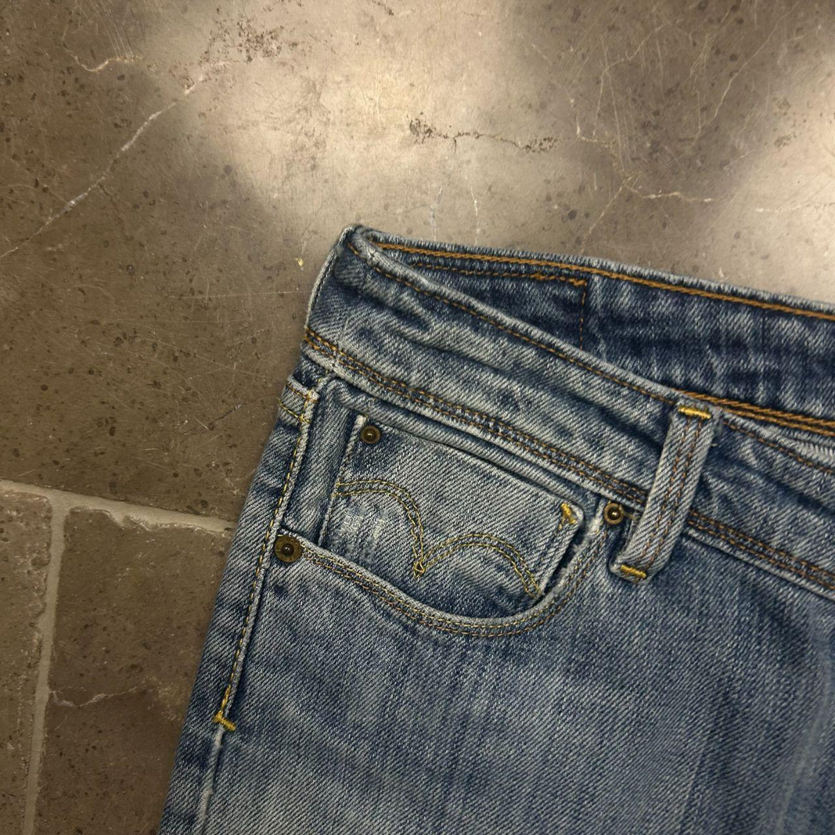 Vintage Levi’s Bootcut / Flared Jeans W30 L32