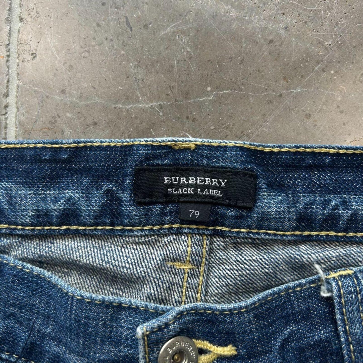 Vintage Burberry Black Label Relaxed Bootcut Jeans W32 L29