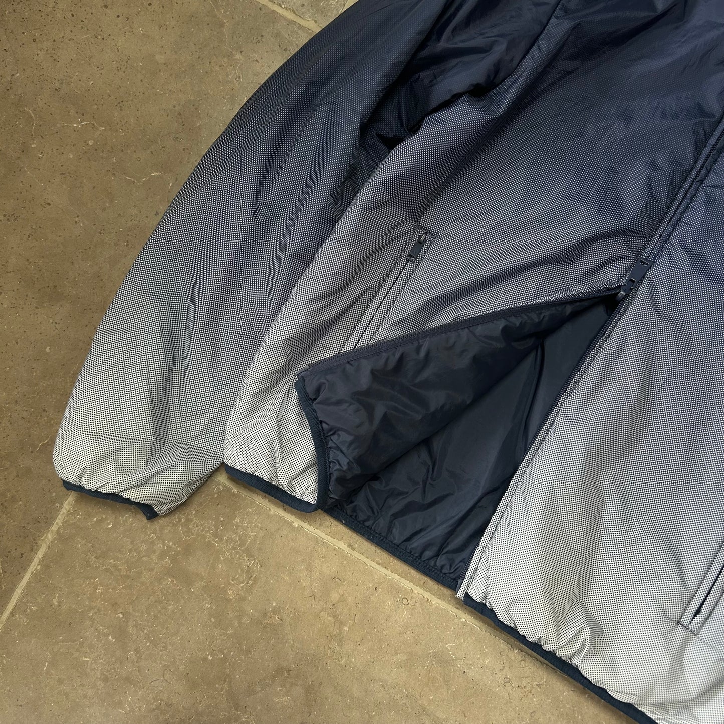 Vintage Armani Jeans Gradient Puffer Jacket Size M