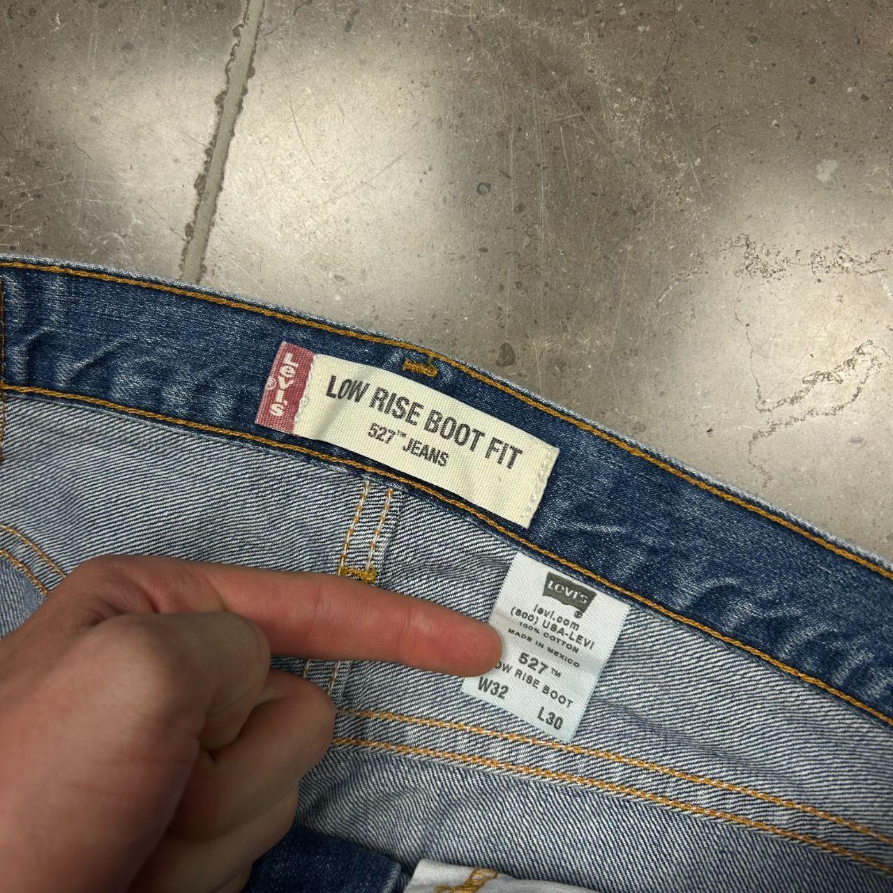 Vintage Levi’s 527 Low Rise Bootcut Jeans W32 L31