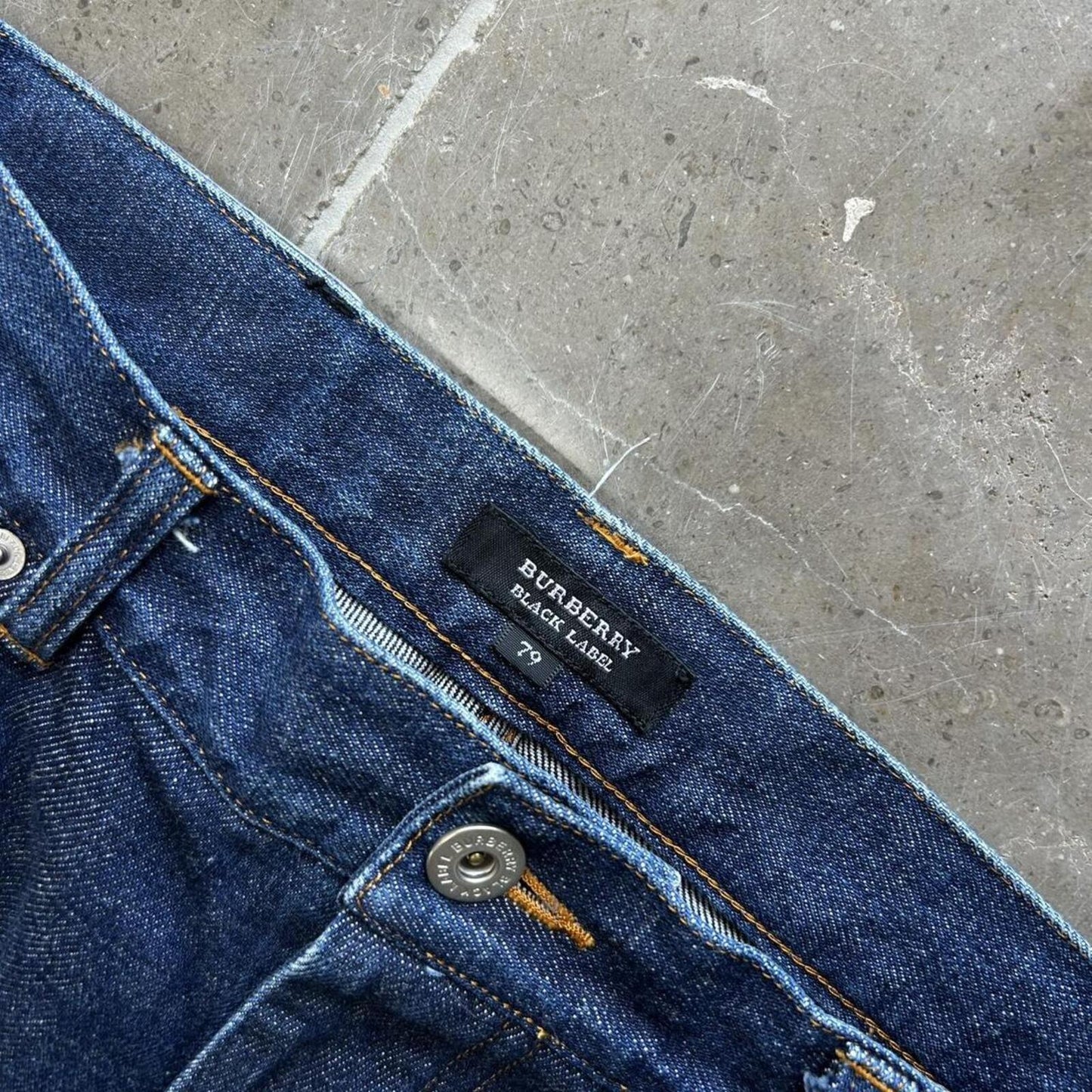 Vintage Burberry Black Label Relaxed Straight Selvage Jeans W30 L32