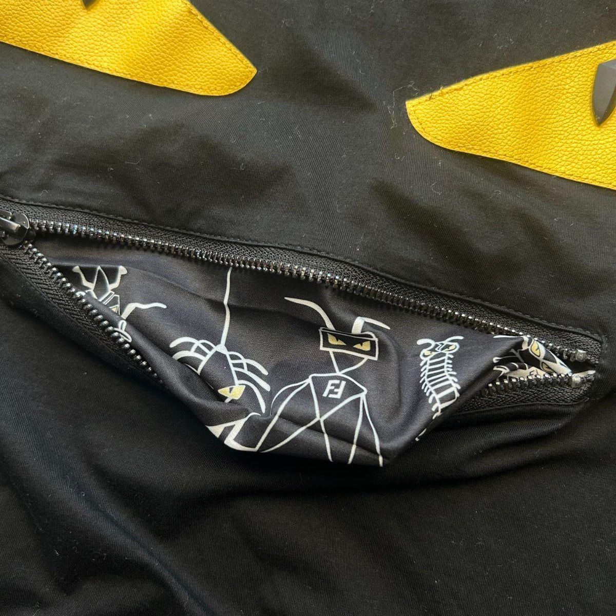 Fendi Monster Eye Zip T Shirt M