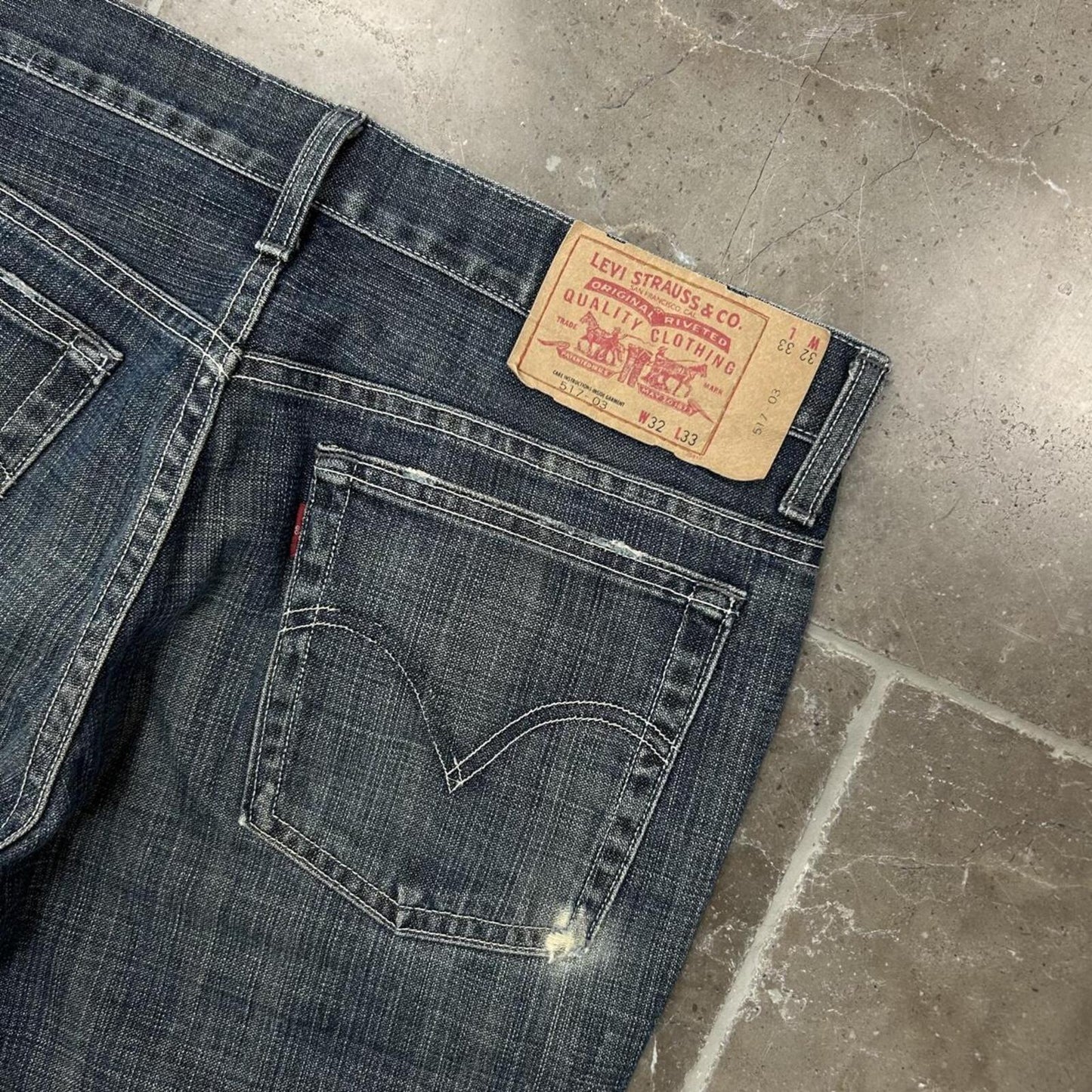 Vintage Levi’s 517 Relaxed Bootcut Jeans W32 L32