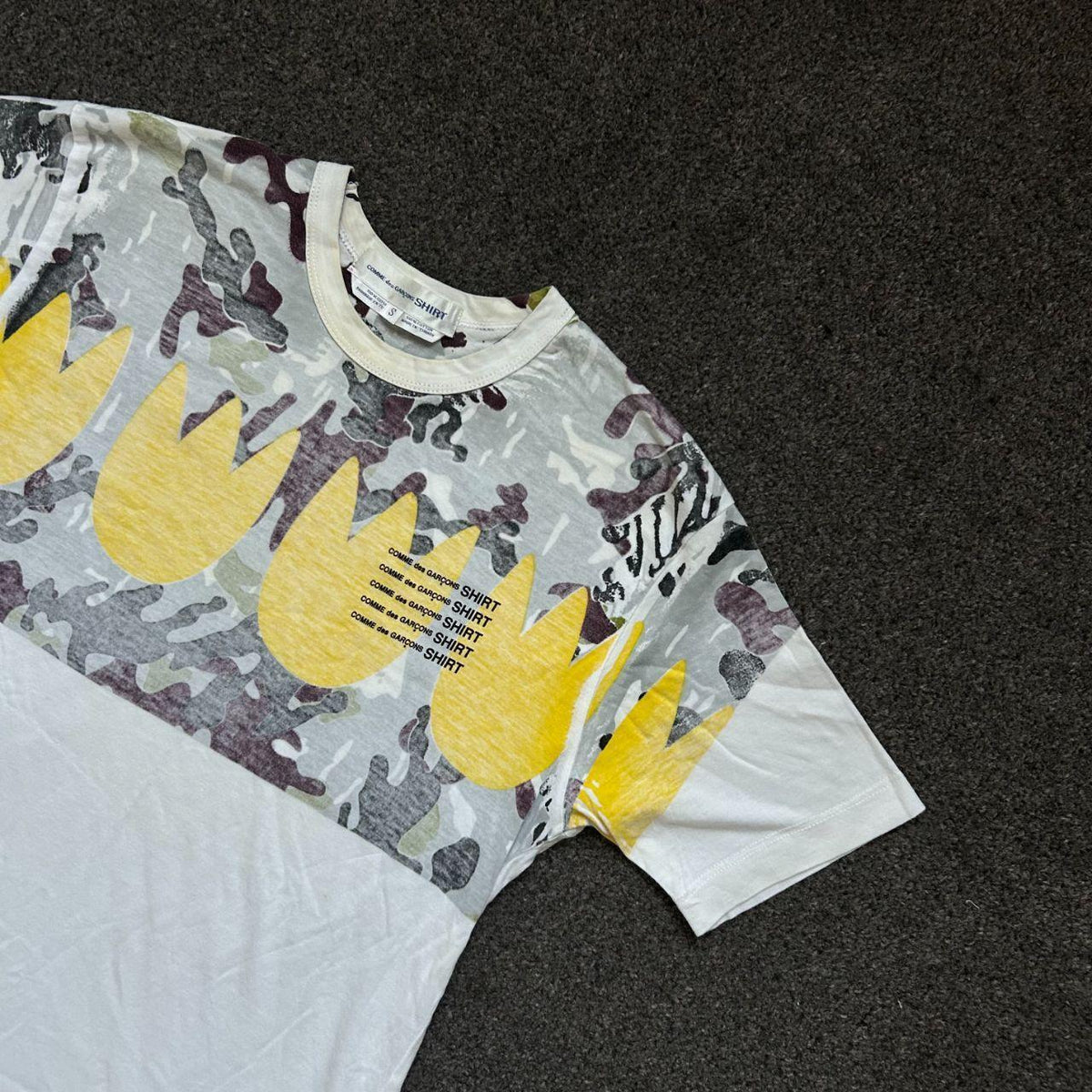 Comme Des Garcons SHIRT Camo T-Shirt S