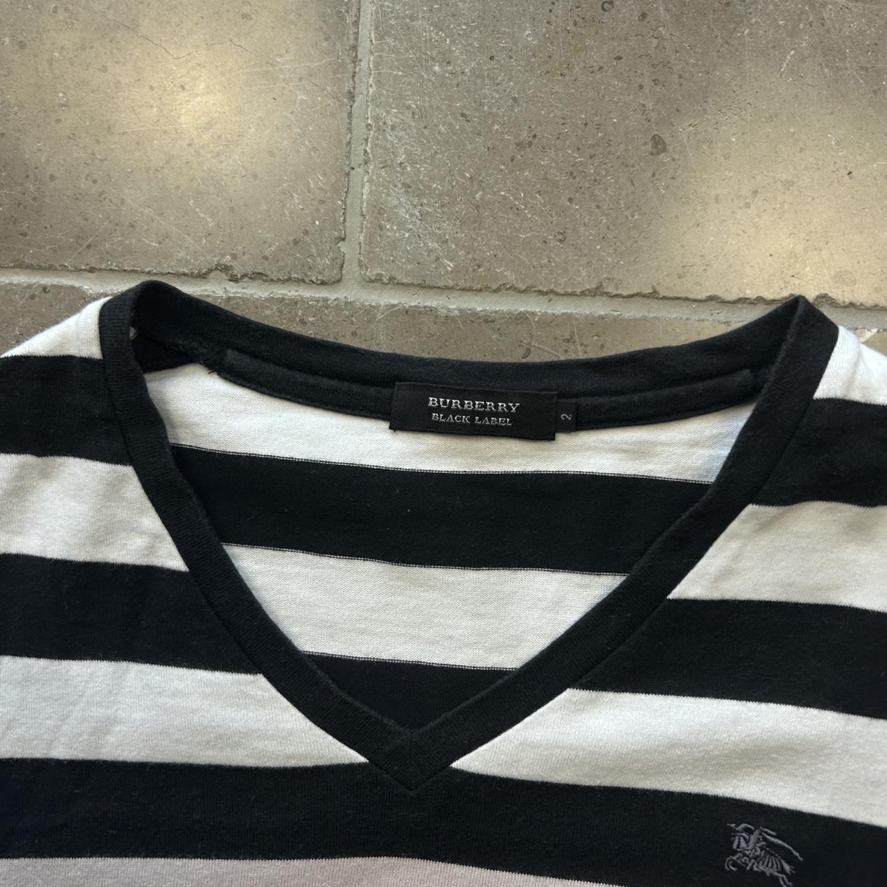 Burberry Black Label Gradient V Neck T Shirt S