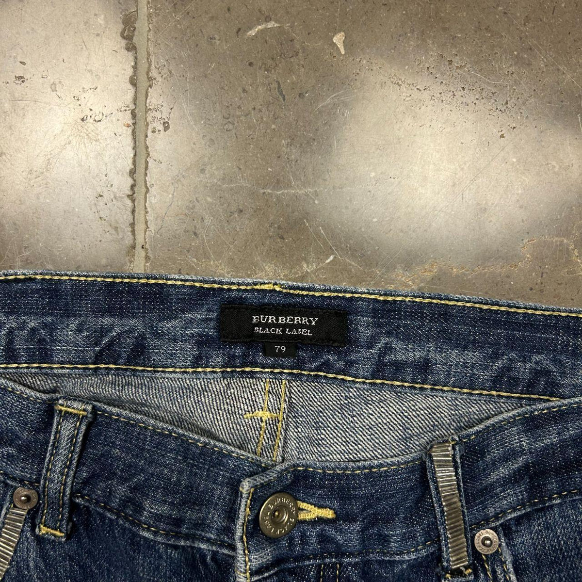 Vintage Burberry Black Label Relaxed Straight Jeans W32 L32