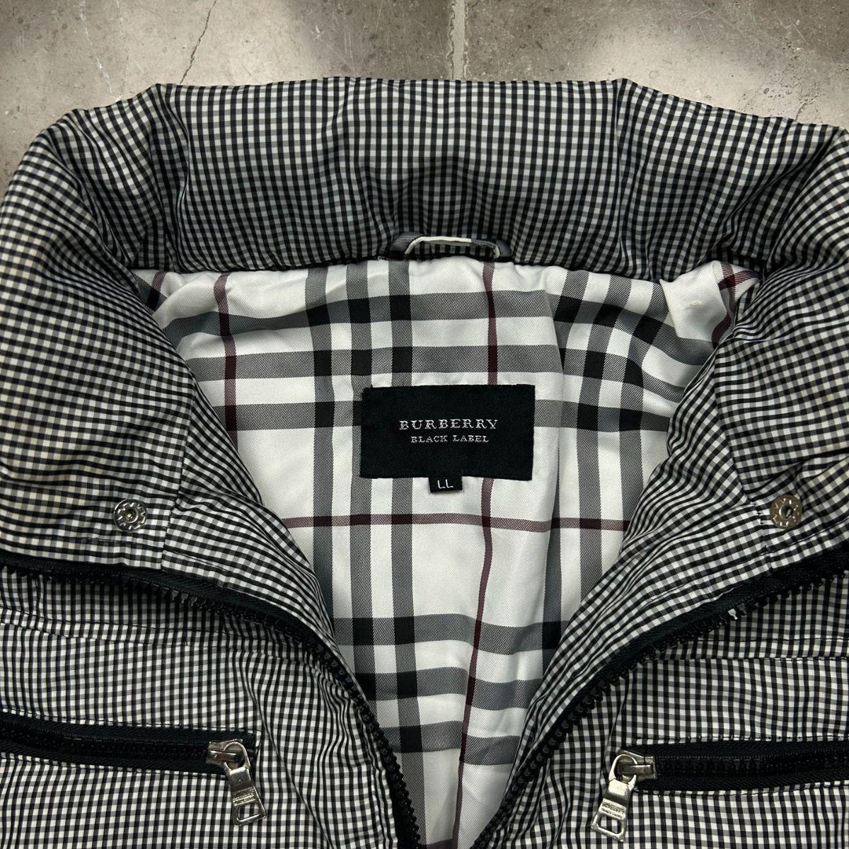 Vintage Burberry Black Label Gingham Puffer Jacket Black L