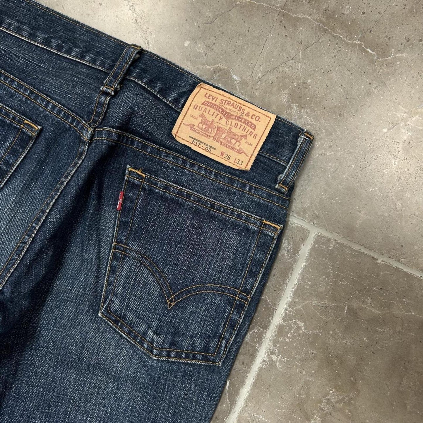 Vintage Levi’s 517 Relaxed Bootcut Jeans W28 L31