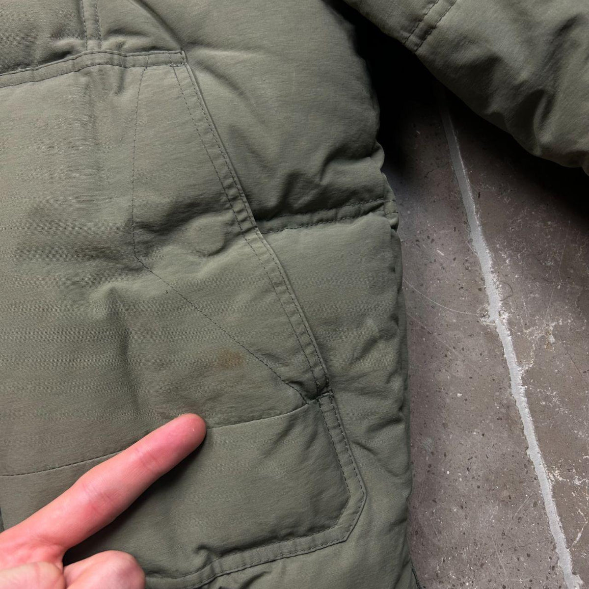 Vintage True Religion Puffer Jacket M