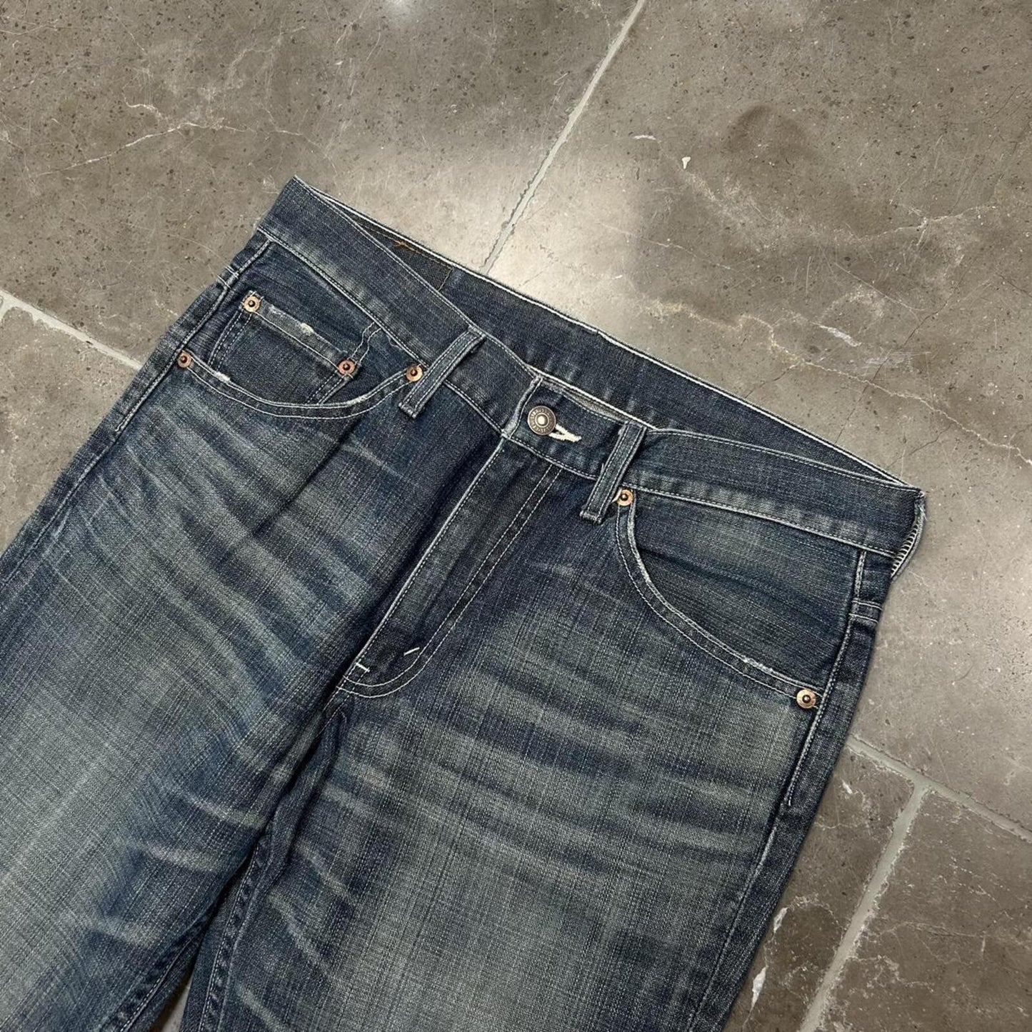 Vintage Levi’s 517 Relaxed Bootcut Jeans W32 L32