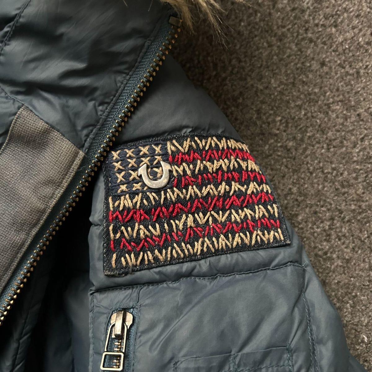 Vintage True Religion Fur Hood Square Stitch Puffer Jacket L
