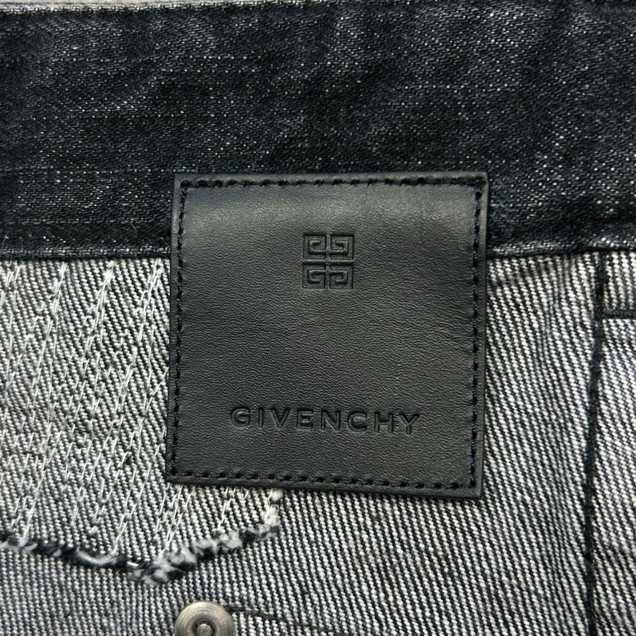 Givenchy FW22 Matthew Williams Boro Distressed Moleskin Patched Denim Jeans W32 L33