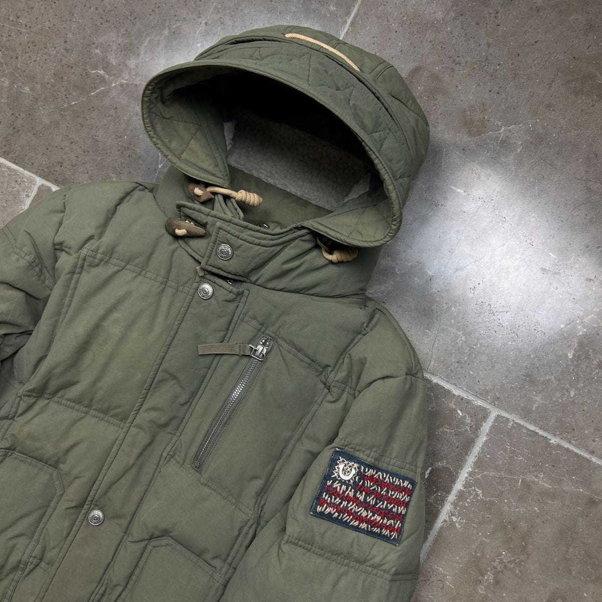 Vintage True Religion Puffer Jacket M