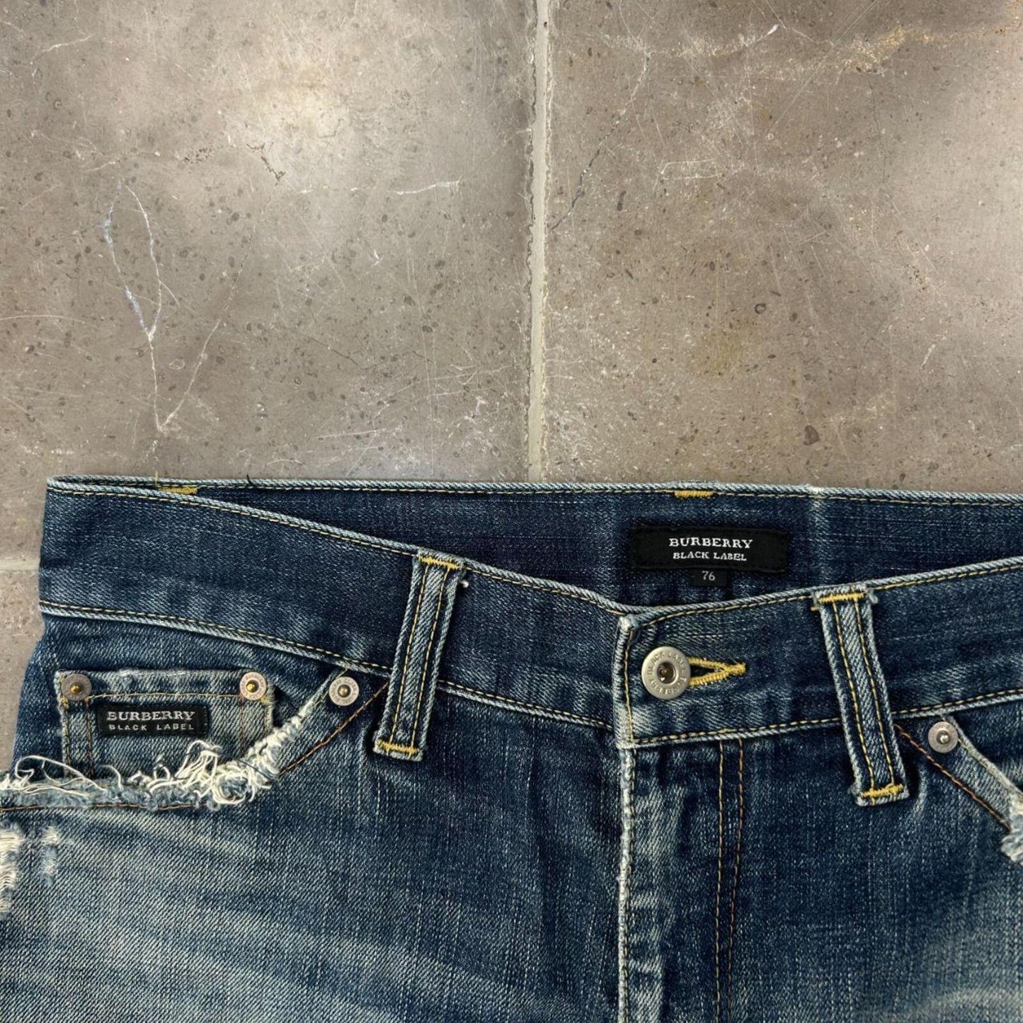 Vintage Burberry Black Label Relaxed Bootcut Jeans W30 L32