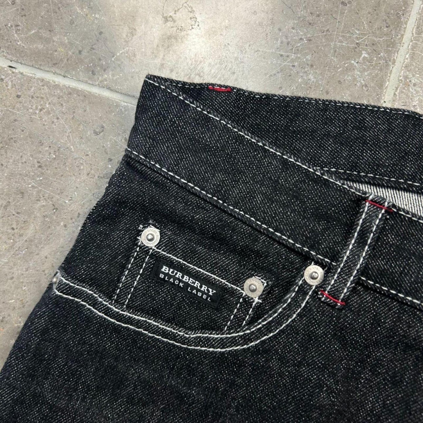 Vintage Burberry Black Label Relaxed Straight Jeans W32 L28