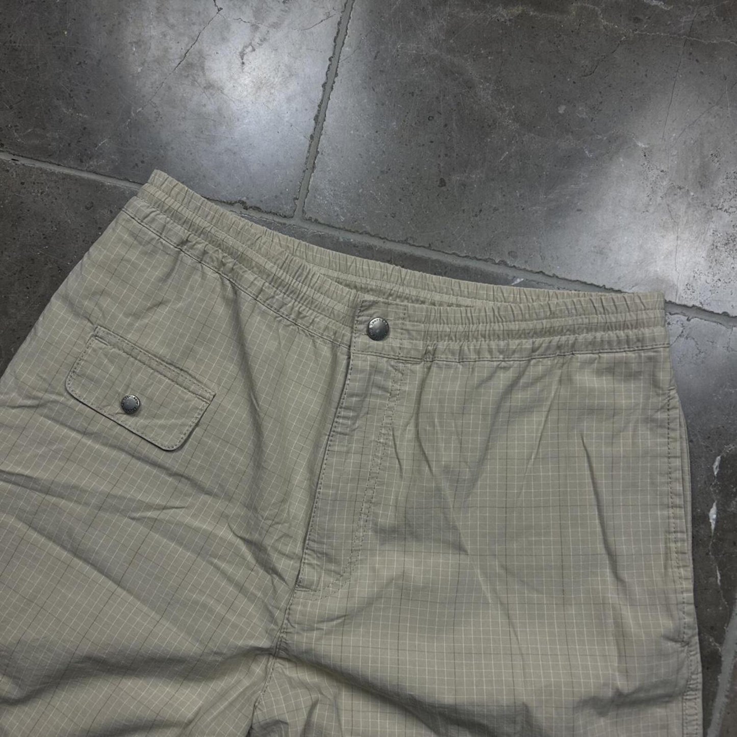 Vintage Burberry Black Nylon Cargo Shorts W30 L12