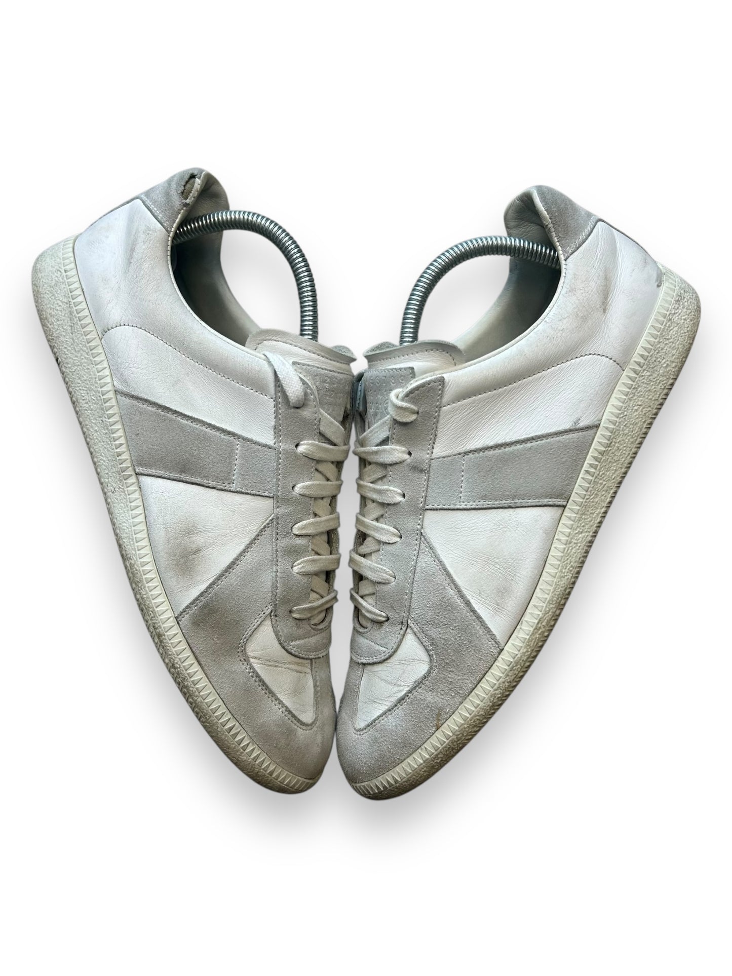 Maison Margiela Gat Low Top Trainers White Grey UK 7