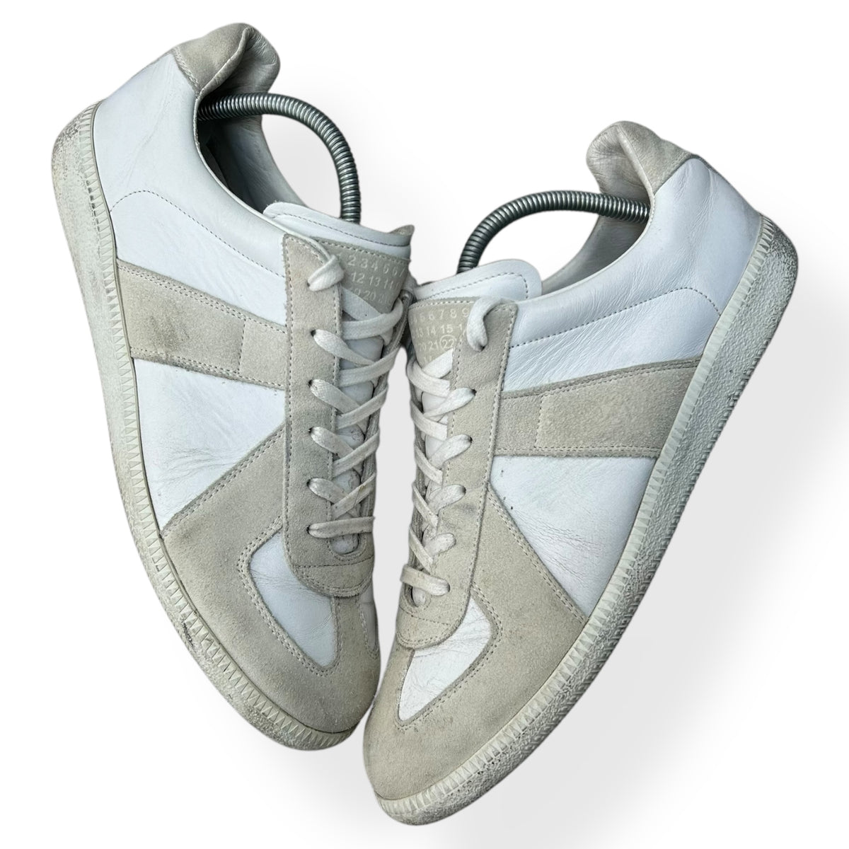 Maison Margiela Gat Low Top Trainers White Grey UK 9