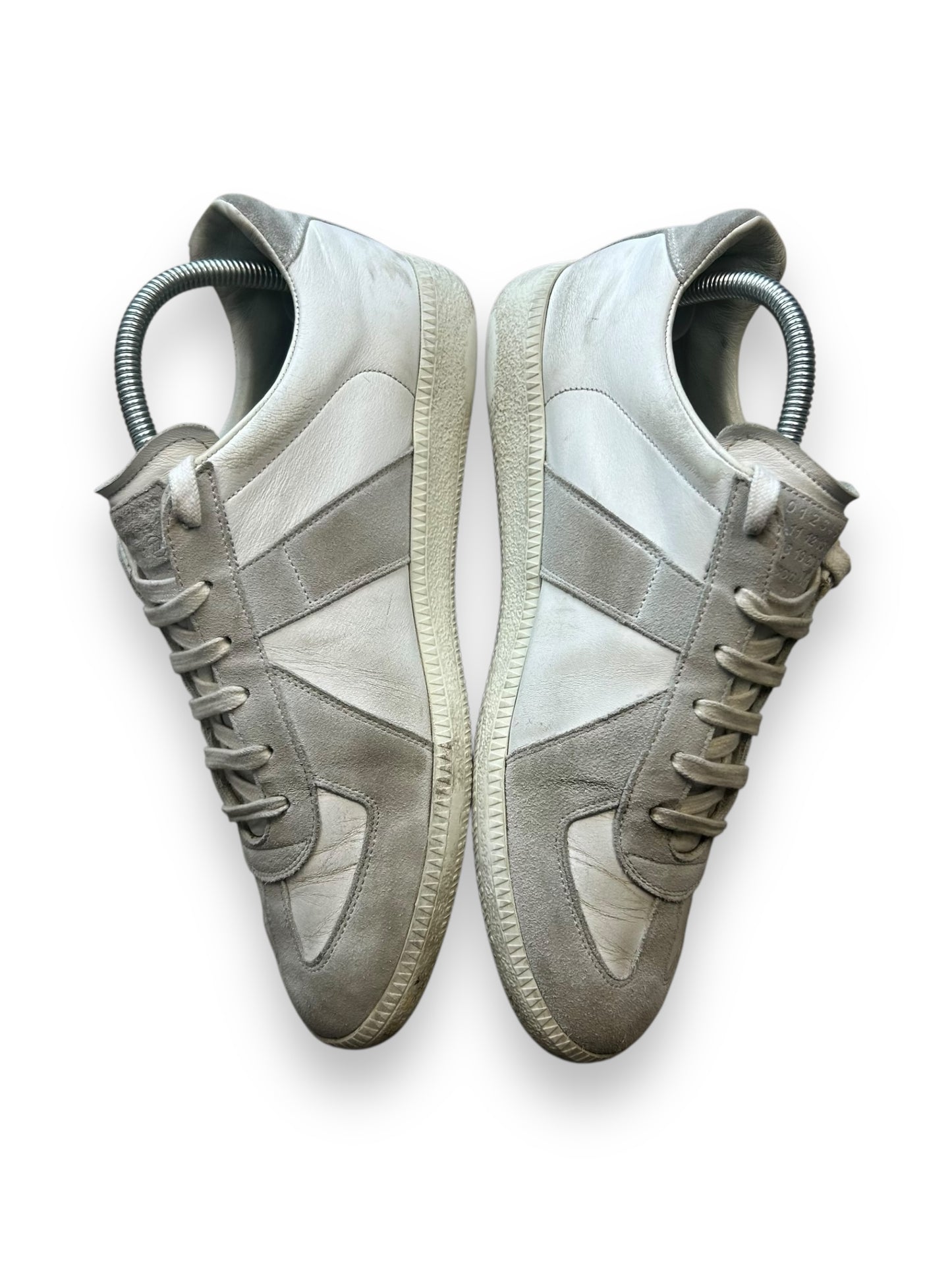 Maison Margiela Gat Low Top Trainers White Grey UK 7