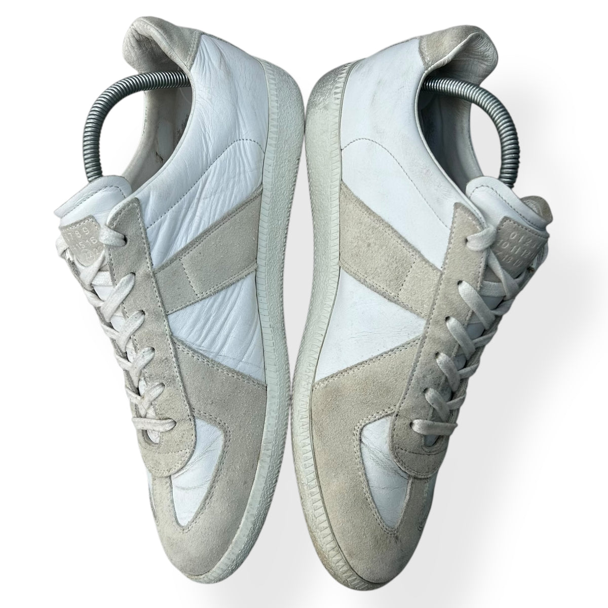 Maison Margiela Gat Low Top Trainers White Grey UK 9