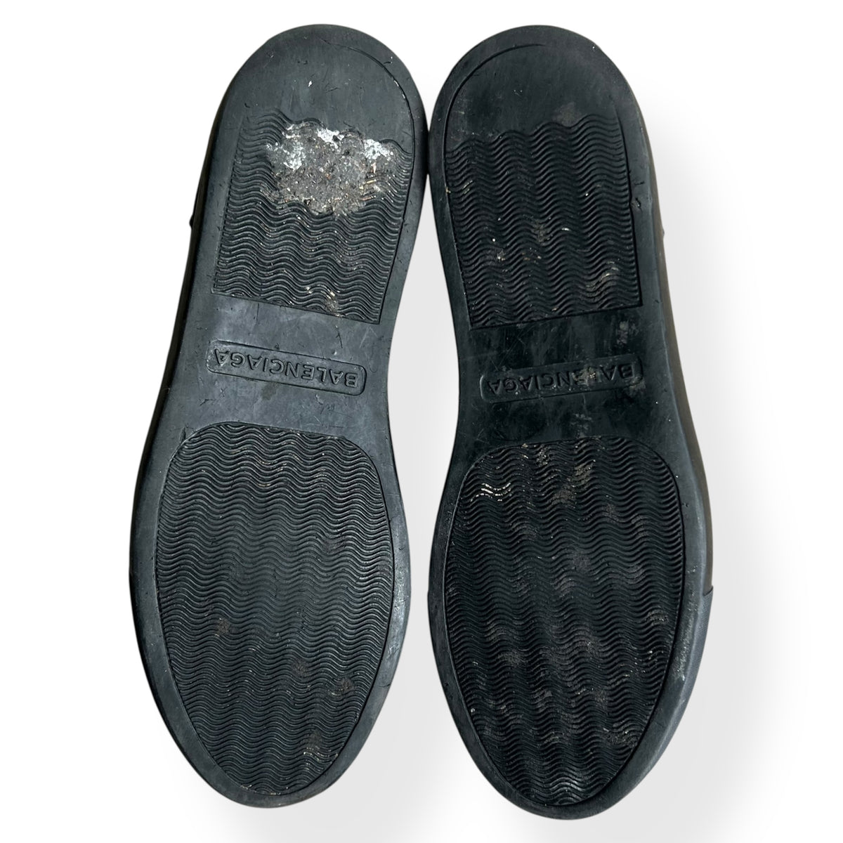 Balenciaga Arena Gradient Low Top Trainers UK 7