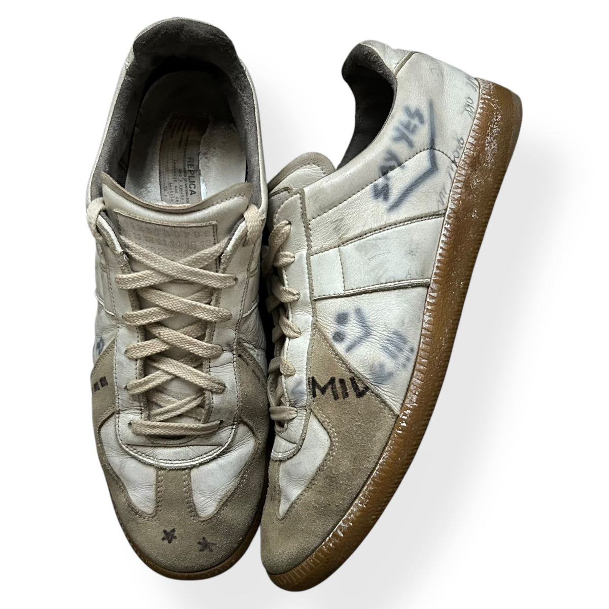 Maison Margiela Graffiti Gats Low Top Trainers UK 9