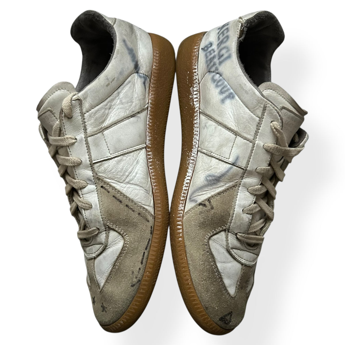 Maison Margiela Graffiti Gats Low Top Trainers UK 9