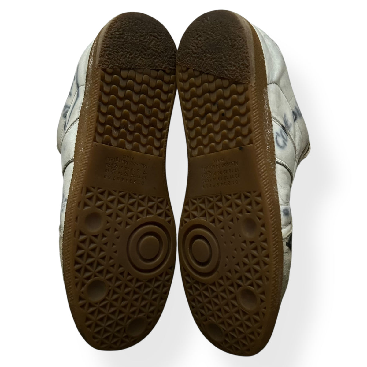 Maison Margiela Graffiti Gats Low Top Trainers UK 9