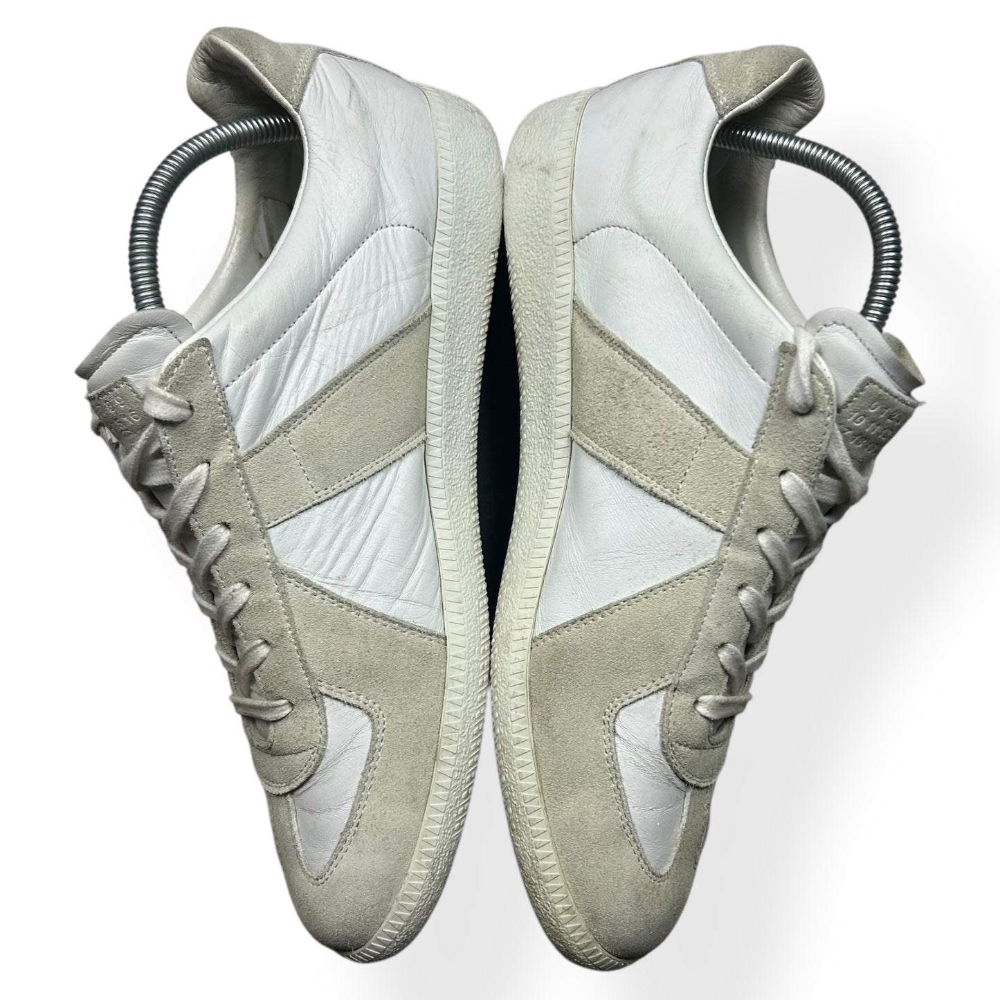Maison Margiela Gat Low Top Trainers White Grey UK 9