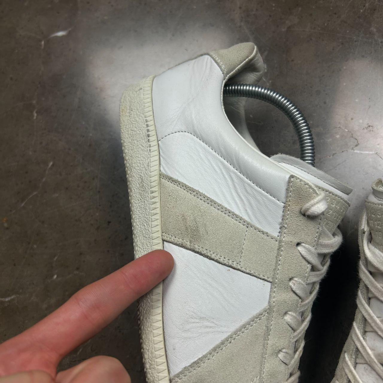 Maison Margiela Gat Low Top Trainers White Grey UK 9