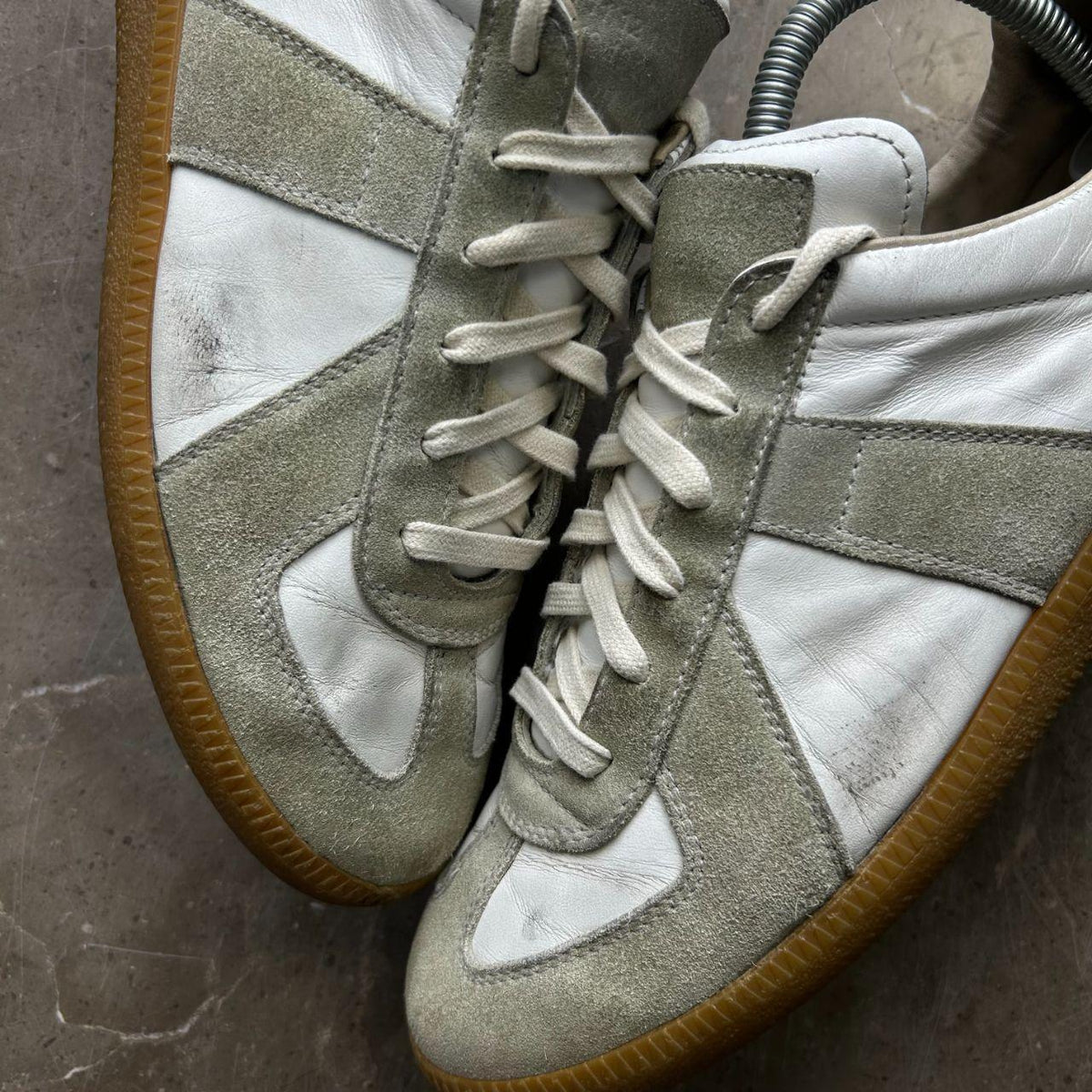 Maison Margiela Gats Low Top Trainers White Grey UK 6.5