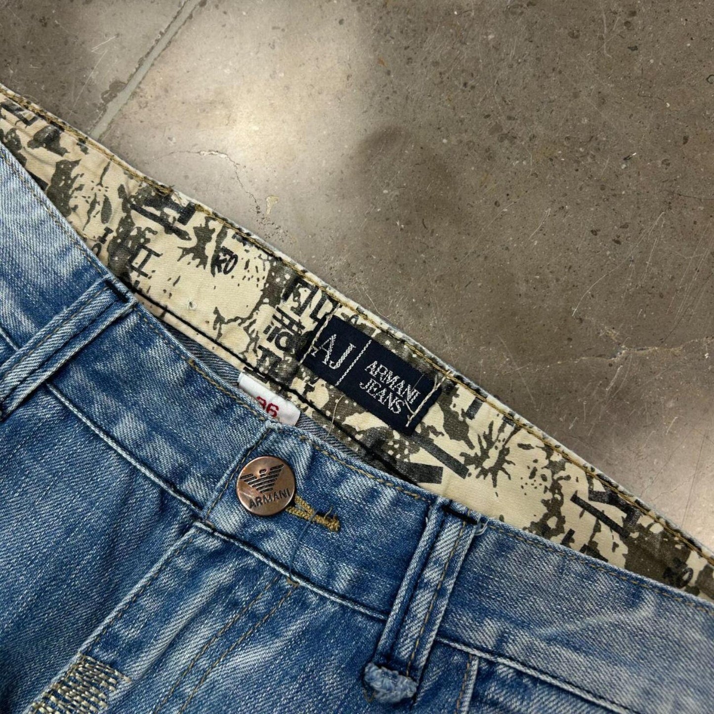 Vintage Bootleg Armani Jeans Relaxed Straight Logo Jeans W32 L32