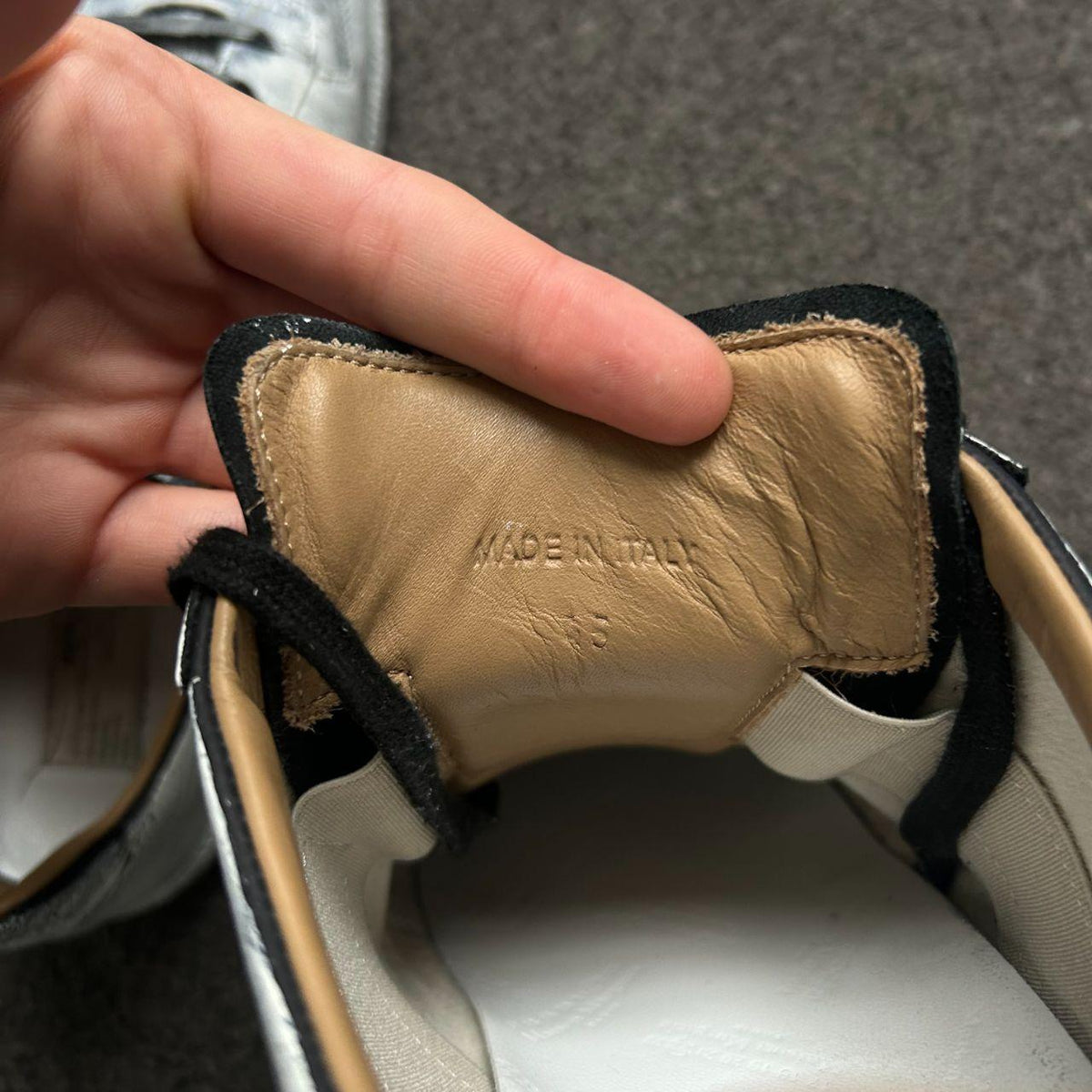 Maison Margiela Bianchetto Painted Gats Low Top Trainers UK 11
