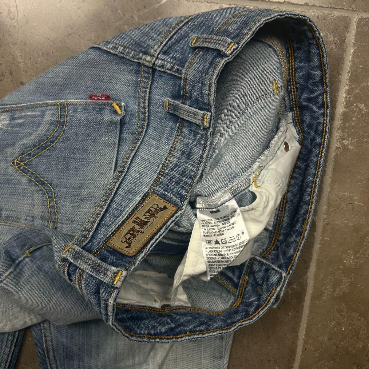 Vintage Levi’s Bootcut / Flared Jeans W30 L32