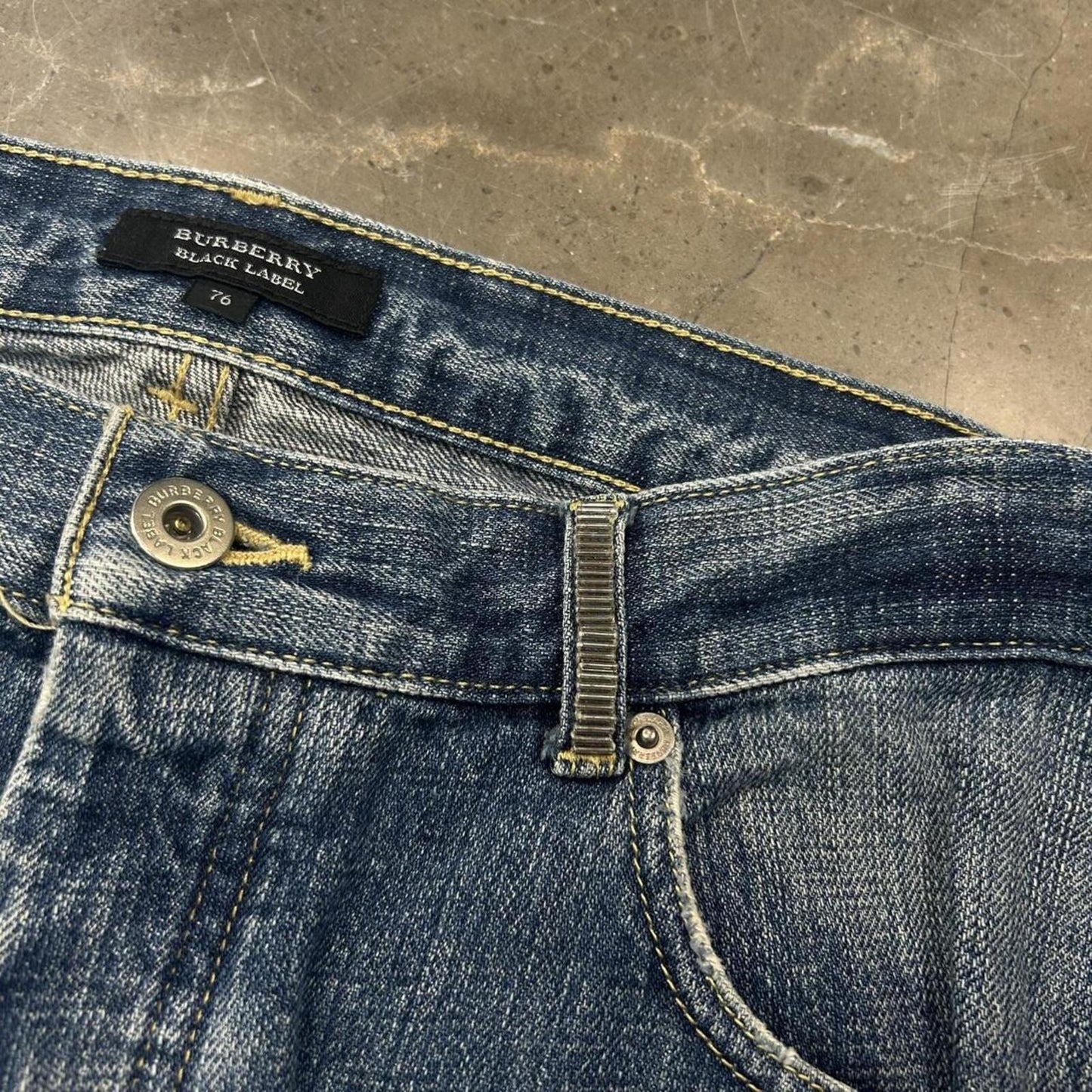 Vintage Burberry Black Label Relaxed Straight Jeans W32 L29