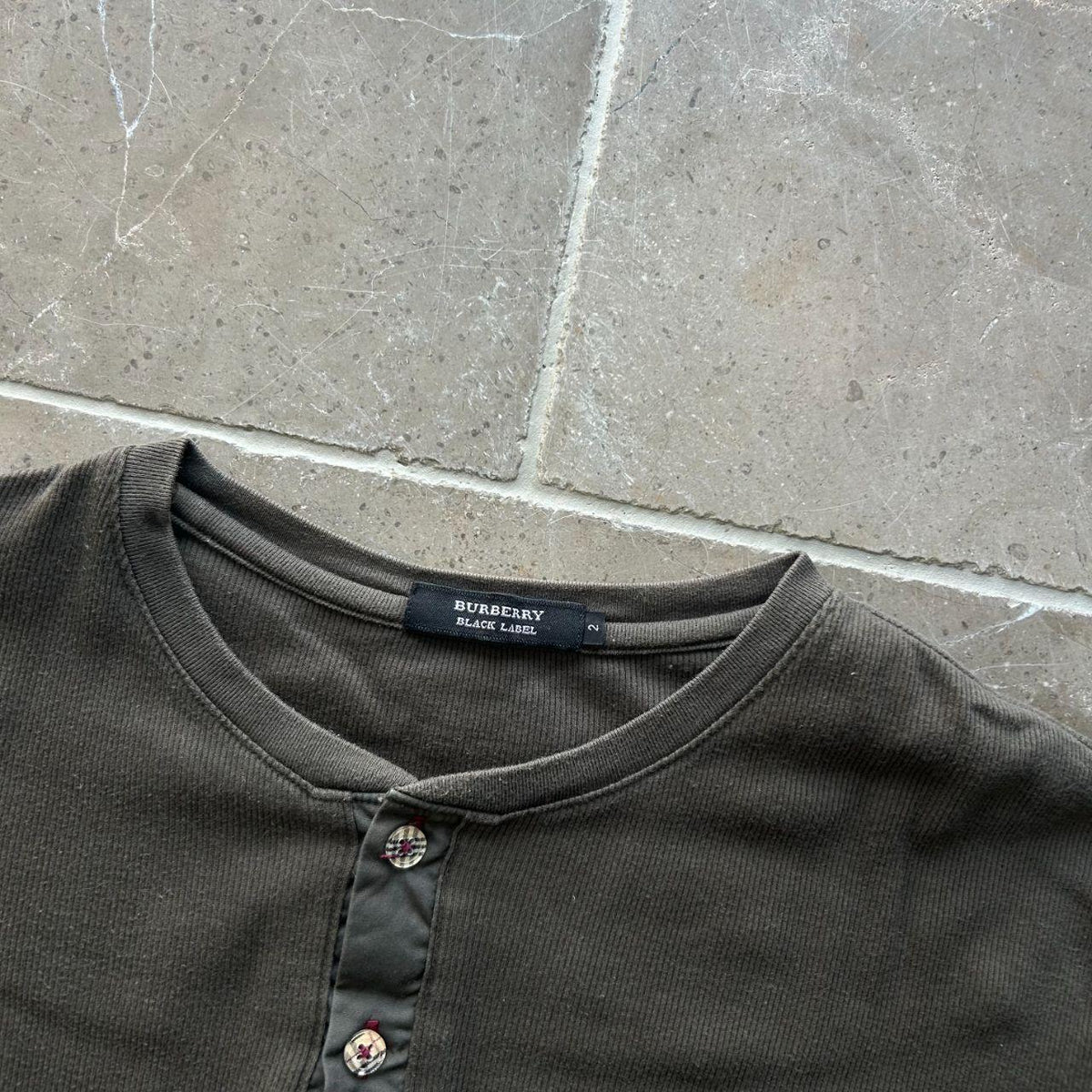 Burberry Black Label Short Sleeve Ribbed Henley T Shirt S