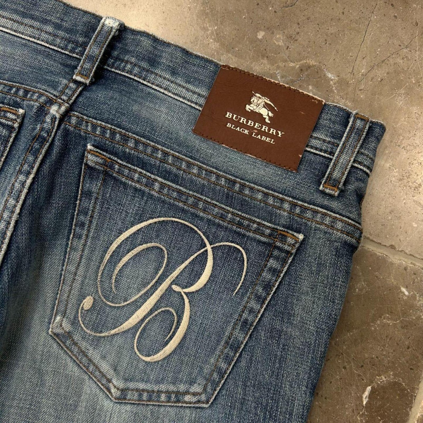 Vintage Burberry Black Label Relaxed Bootcut Jeans W30 L29