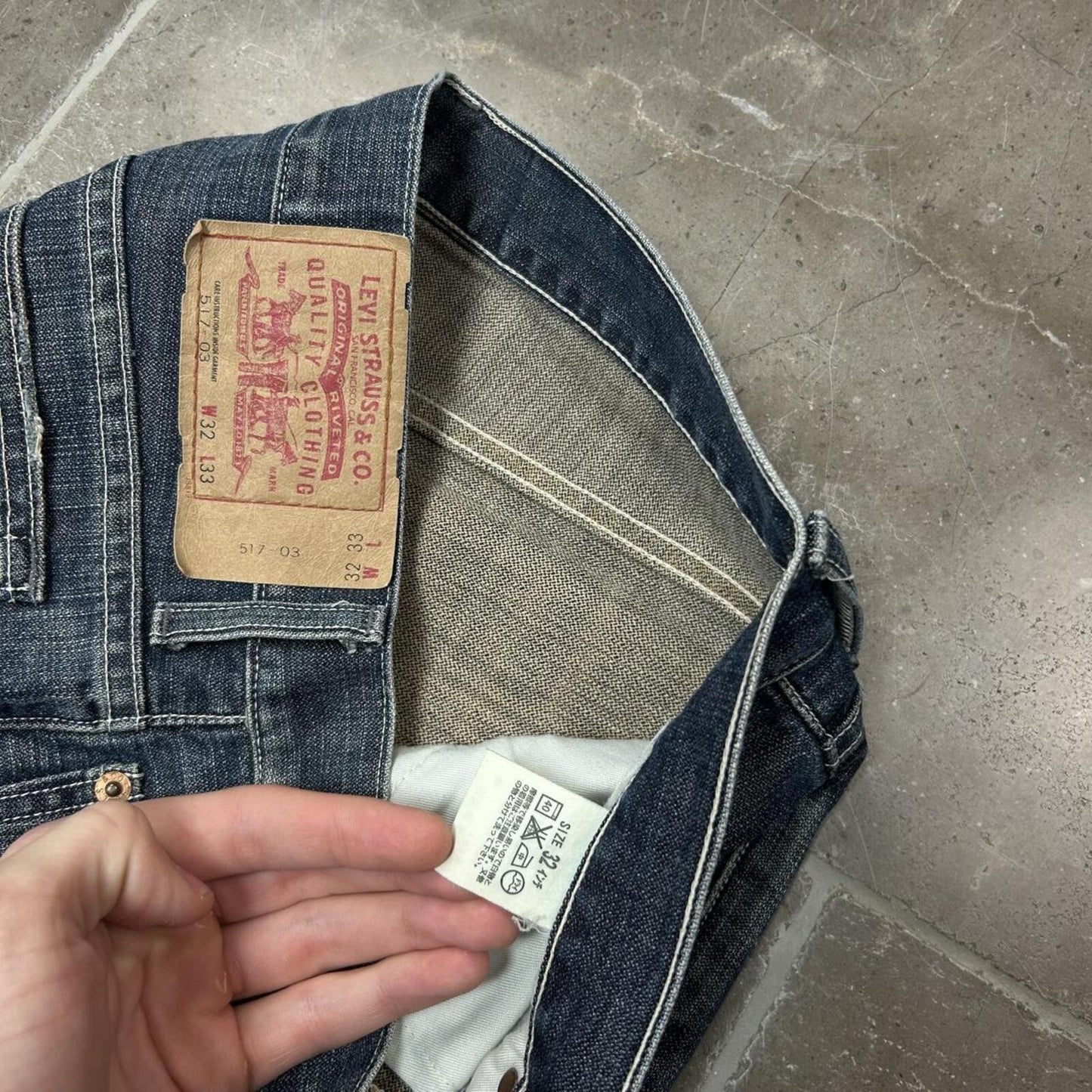Vintage Levi’s 517 Relaxed Bootcut Jeans W32 L32