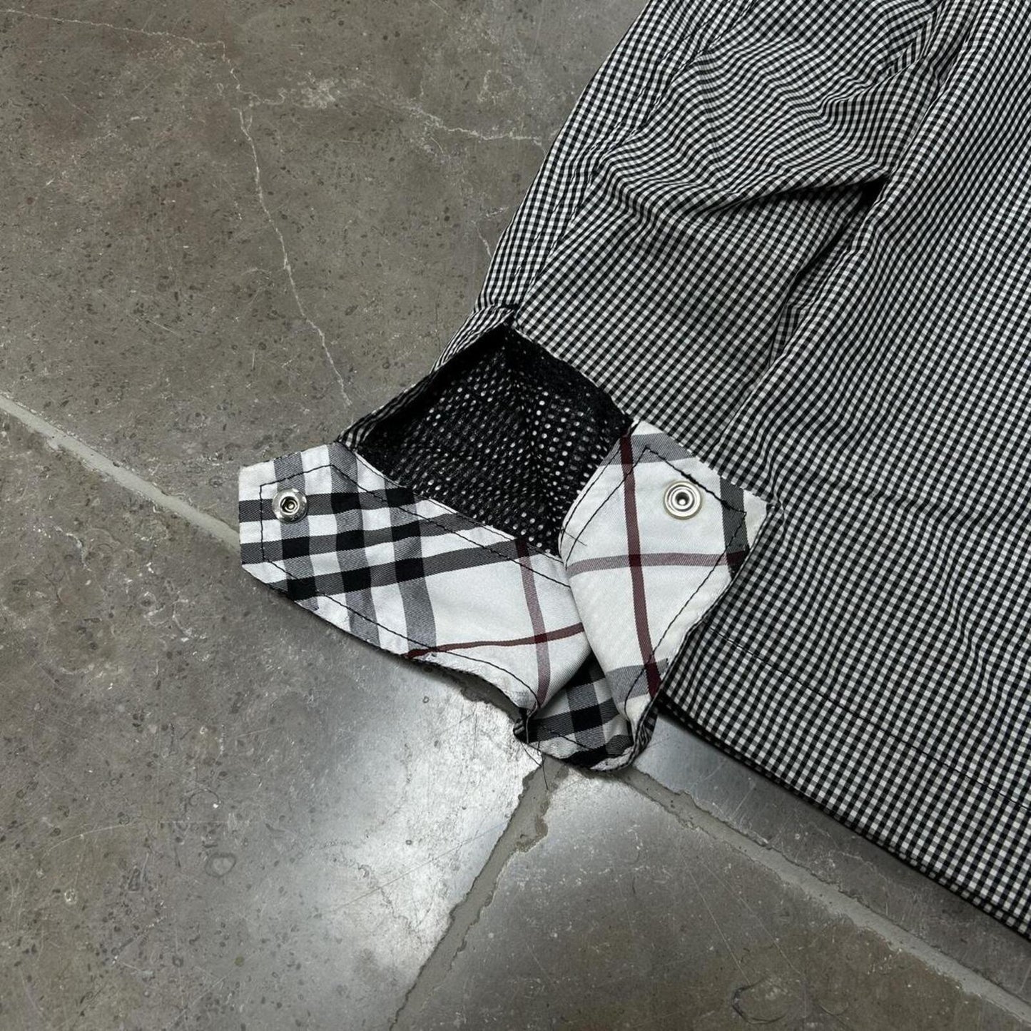 Burberry Black Label Gingham Check Windbreaker Jacket S