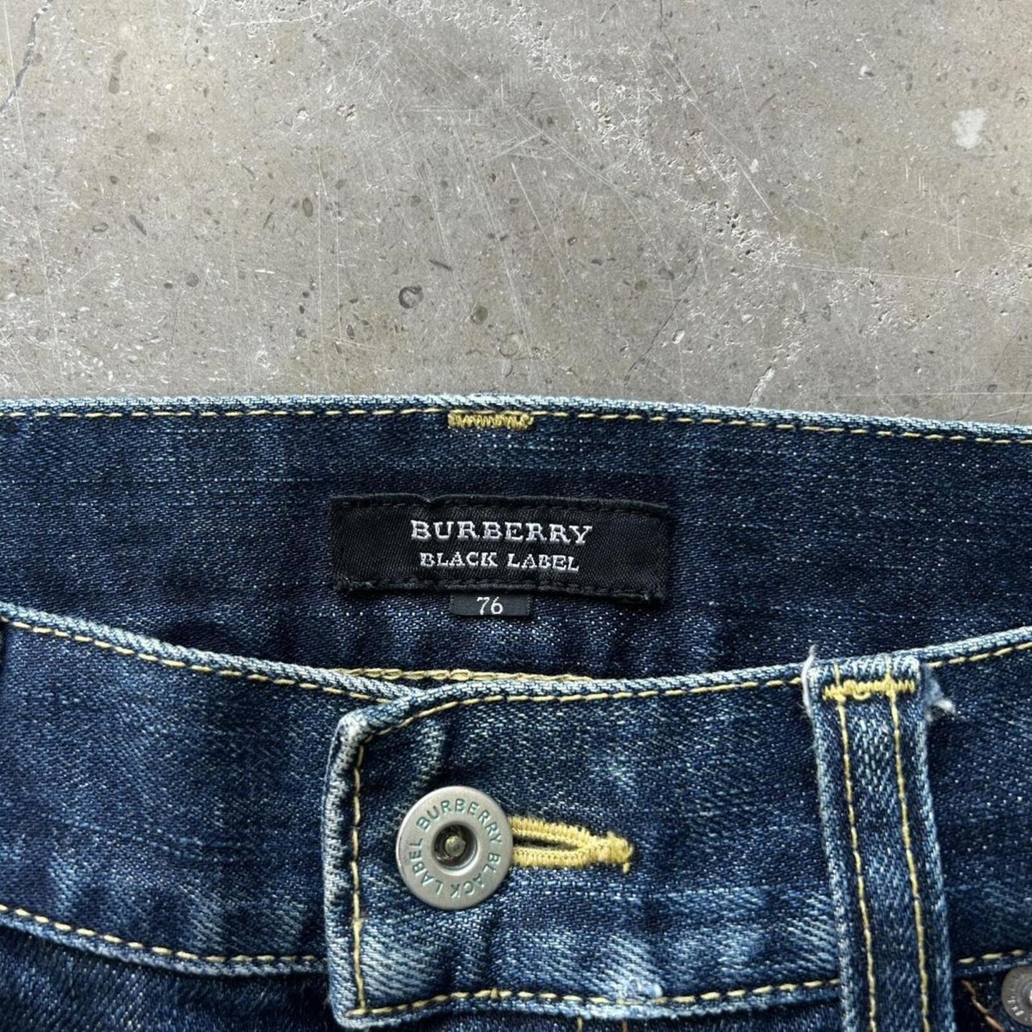 Vintage Burberry Black Label Relaxed Straight Jeans W30 L30