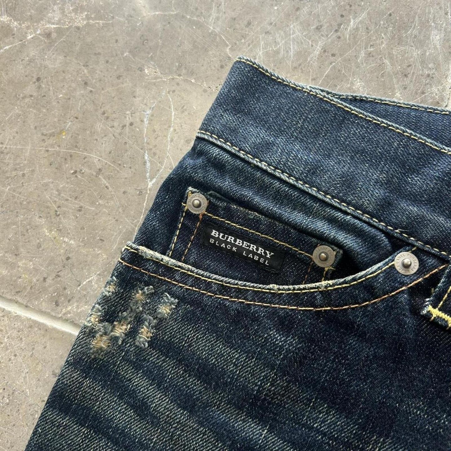 Vintage Burberry Black Label Relaxed Bootcut Jeans W30 L29